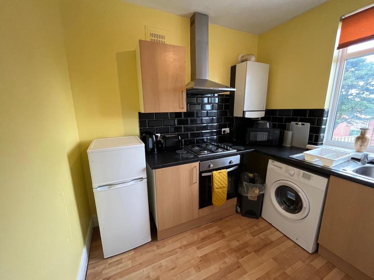 2 Bedroom Apartment, 5 Minutes From City Centre Νιούκασλ Εξωτερικό φωτογραφία
